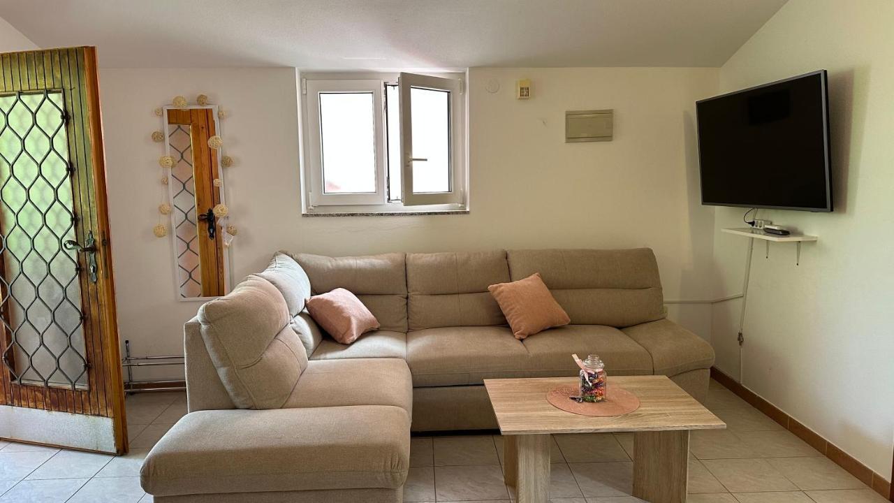 Apartment Murva Premantura Luaran gambar